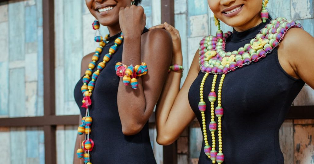 noura exclusive accessories